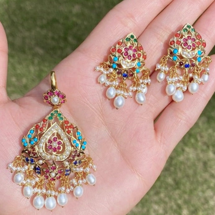 navratna pendant set gold plated