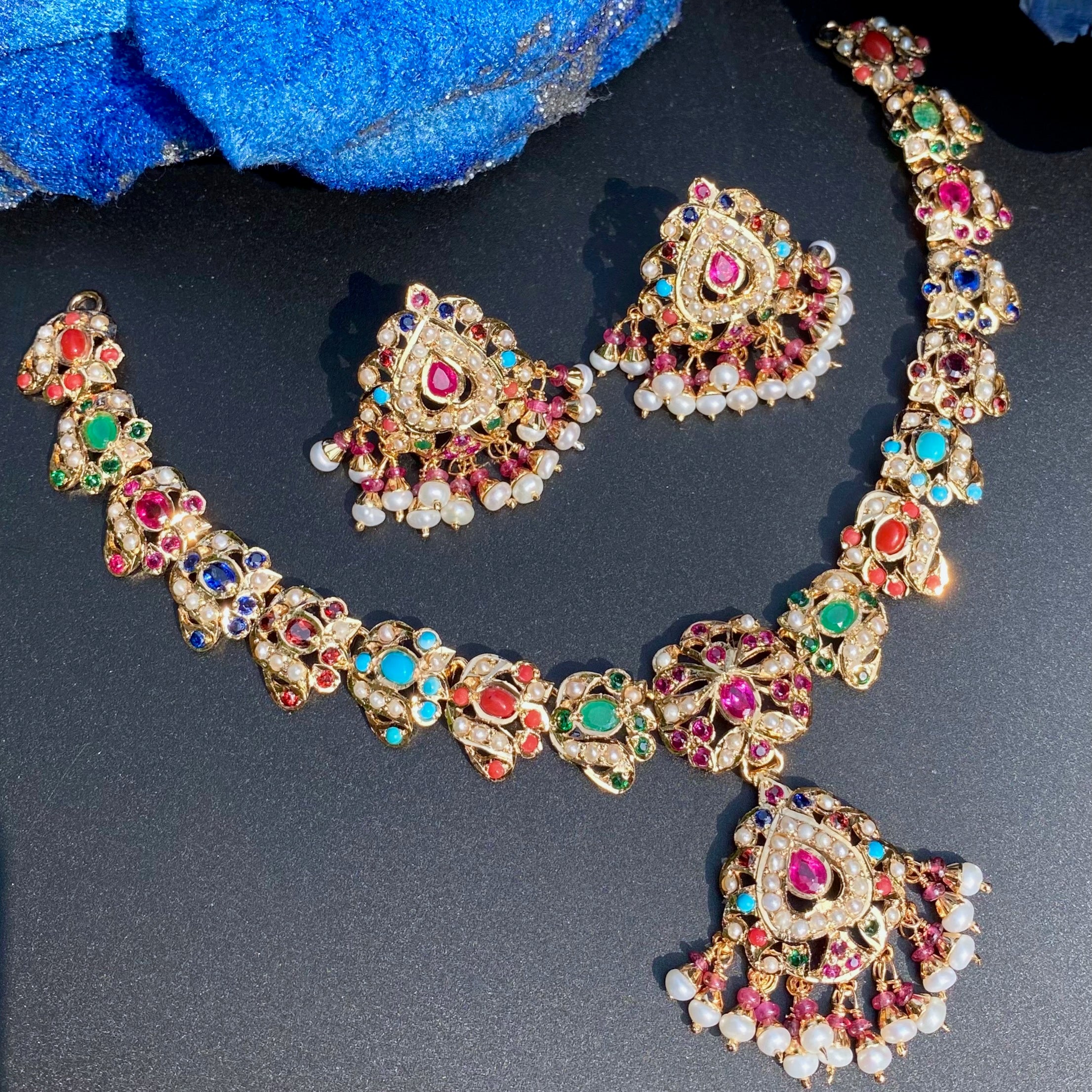 nauratan necklace set