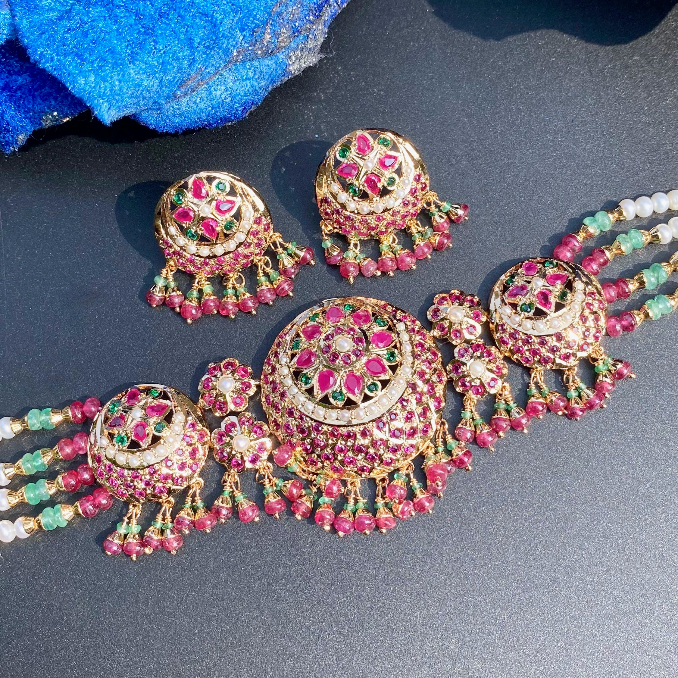 gold plated jadau choker