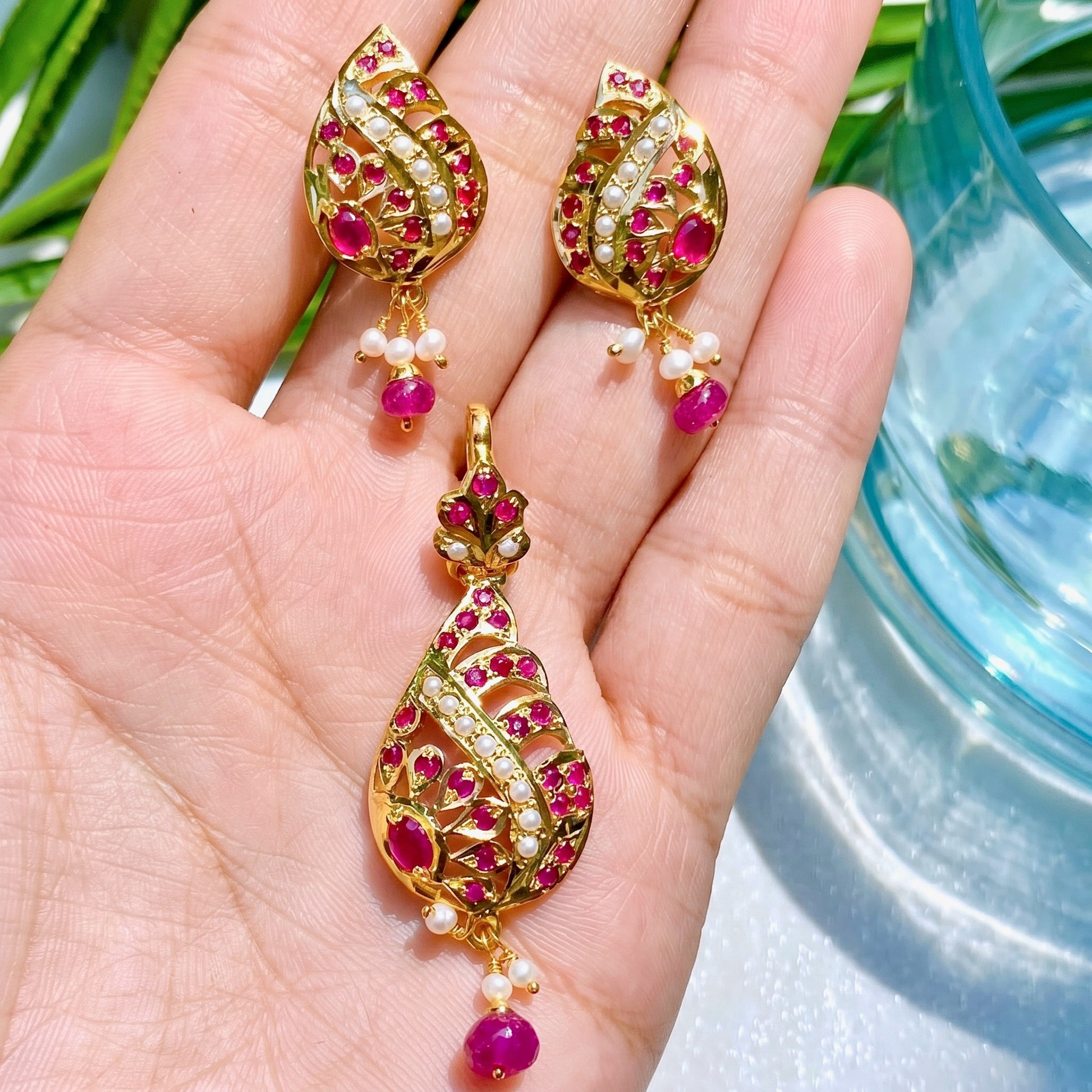 gold plated jewelry for gifting