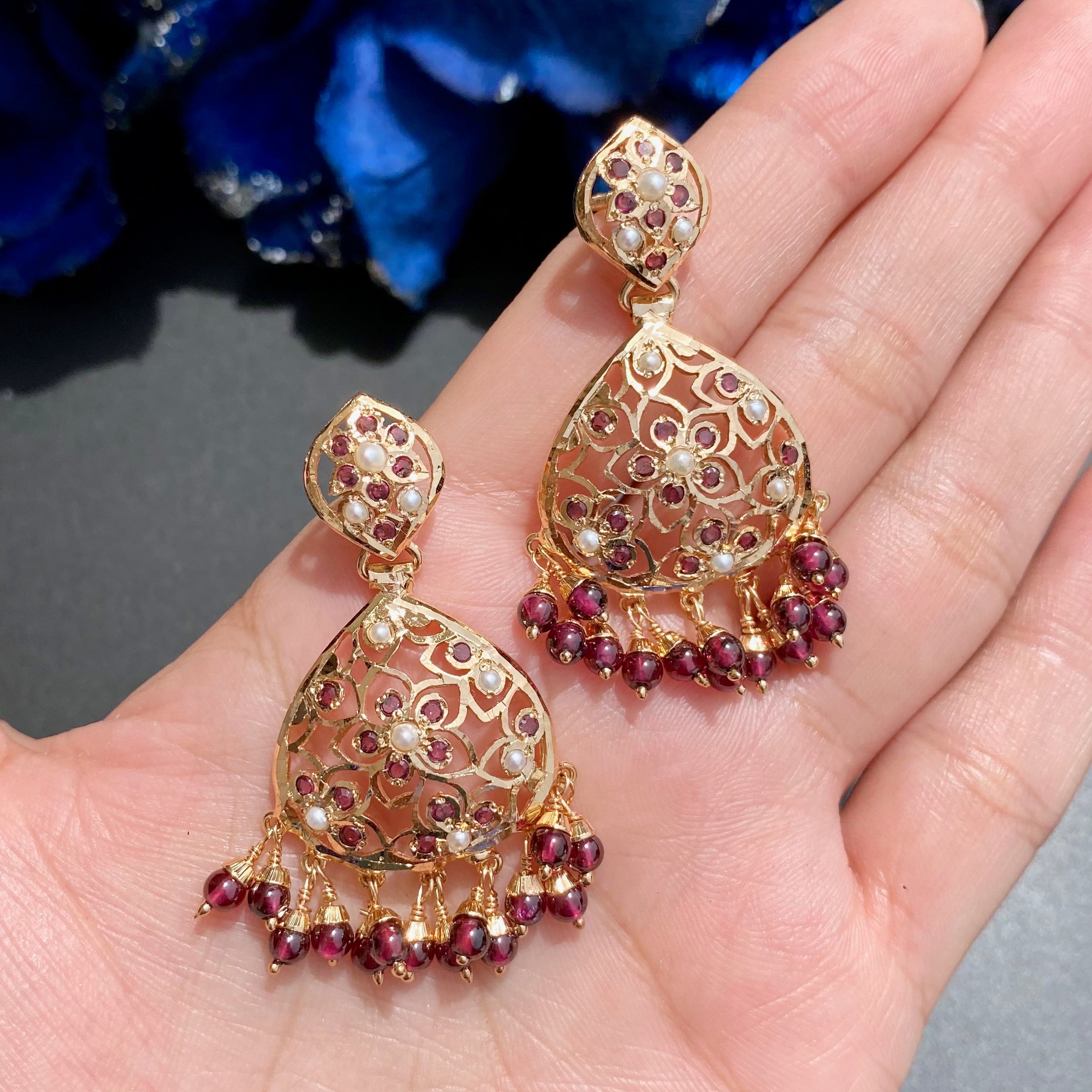 Minimal Necklace Set | Pearls & Garnet Combination | Gold Plated Silver NS 401