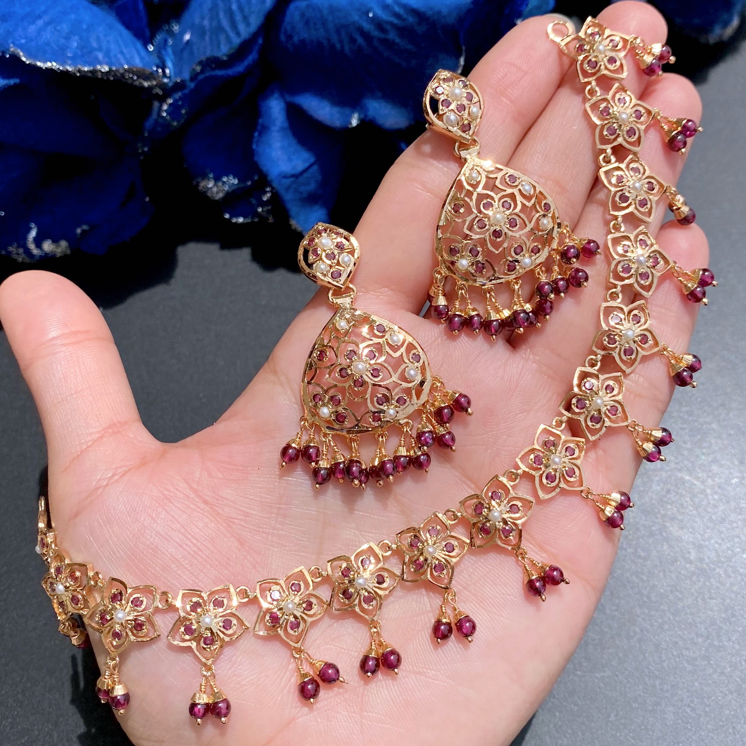 Minimal Necklace Set | Pearls & Garnet Combination | Gold Plated Silver NS 401