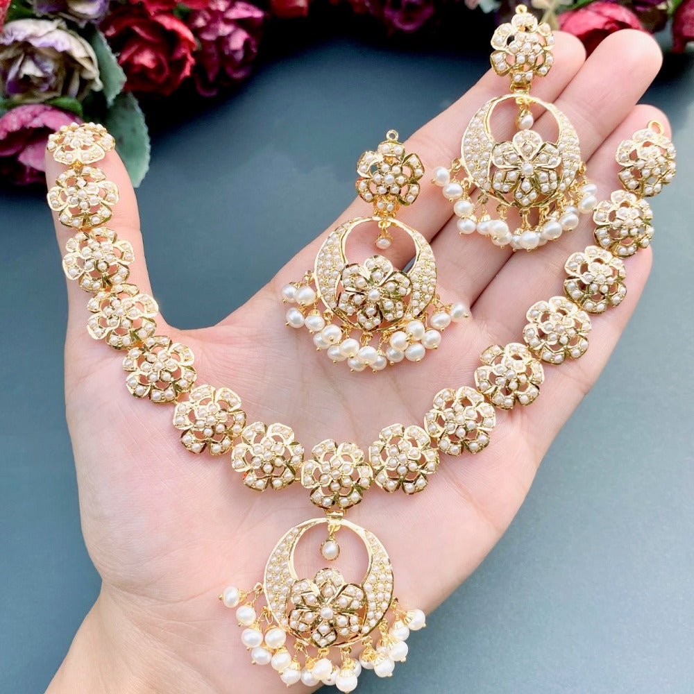 Floral Pearl Necklace Set in 22ct Gold Matched With Chandbali Earrings GNS  085