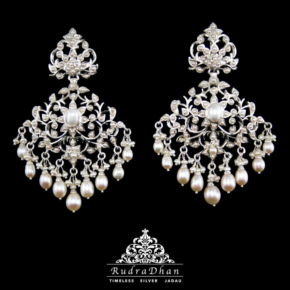 edwardian pearl earrings design