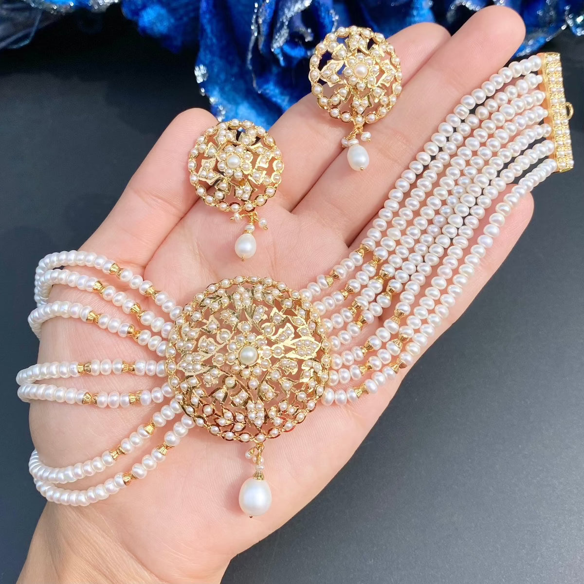 jadau choker set with freshwater pearls on silver