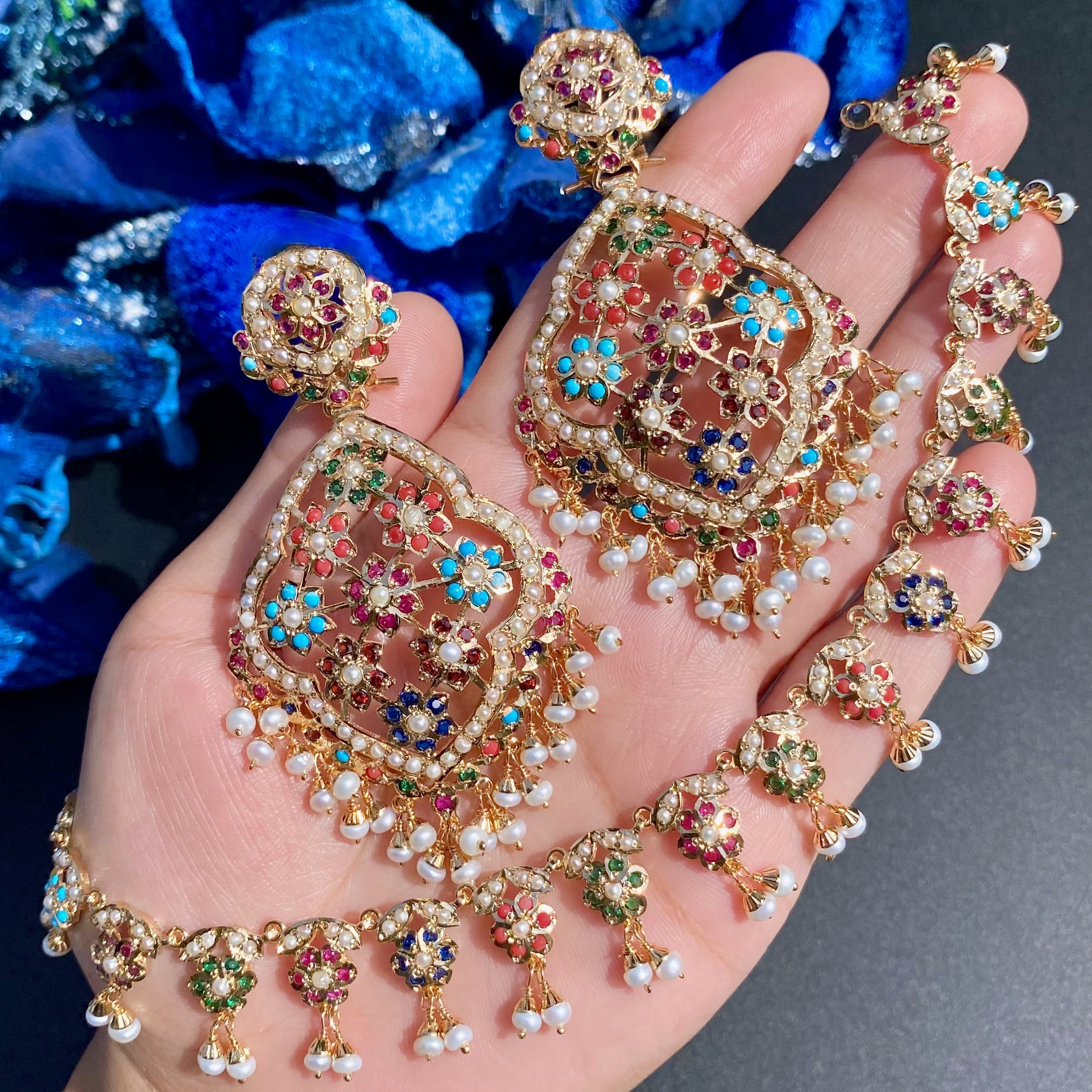 Floral Navratna Set | Sleek Necklace Paired with Large Earrings NS 331