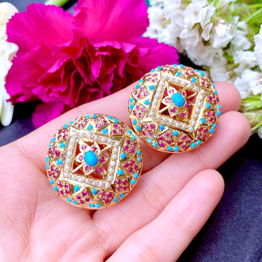 round studs jadau