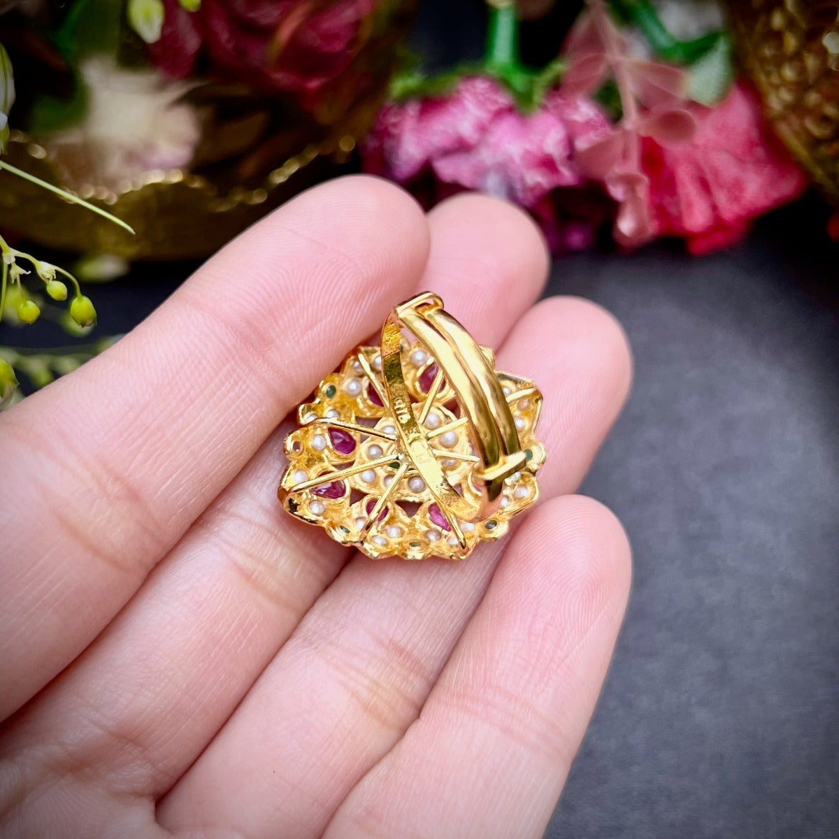 womens finger ring gold