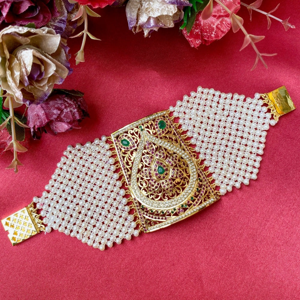 gold plated bahi with pearls