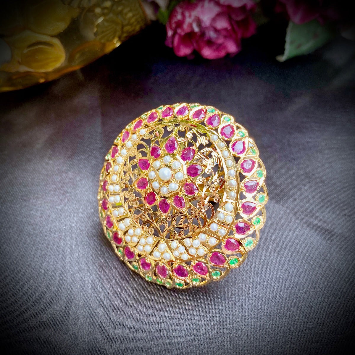 gold cocktail ring jadau