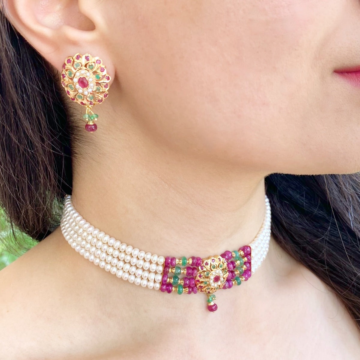 small gold choker jadau