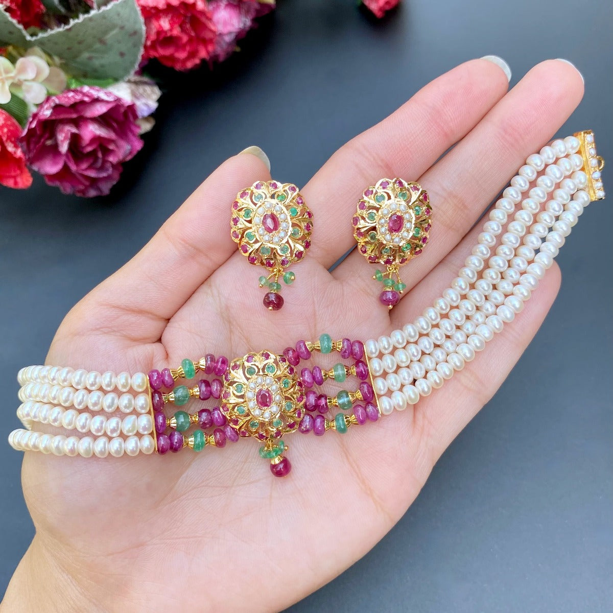 small gold choker jadau