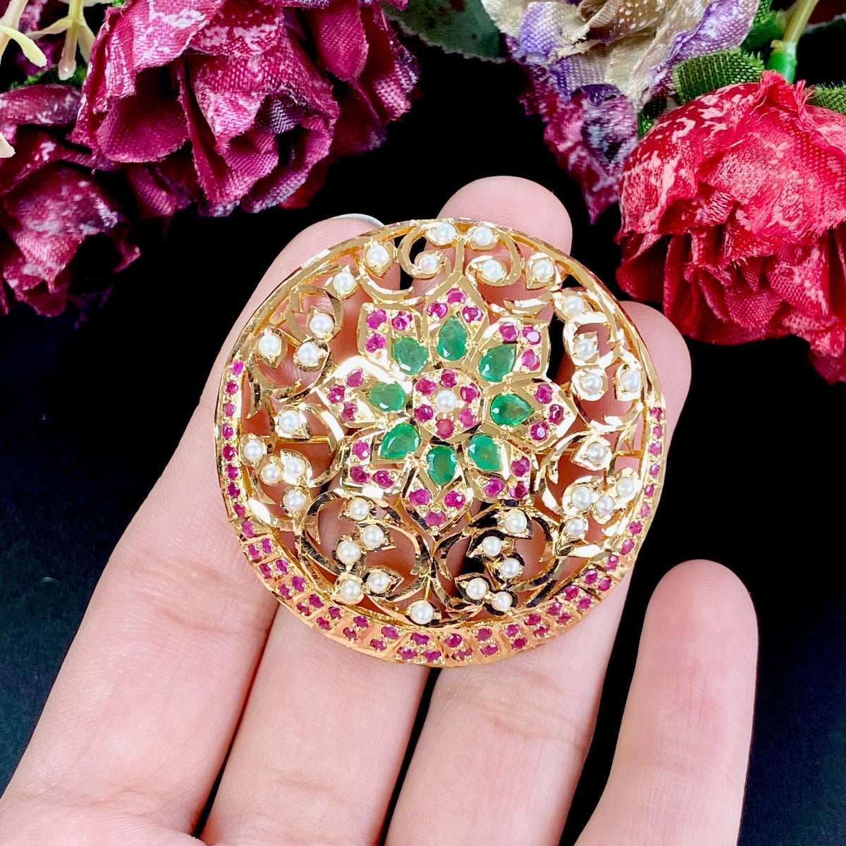 ladies ring gold ruby emerald