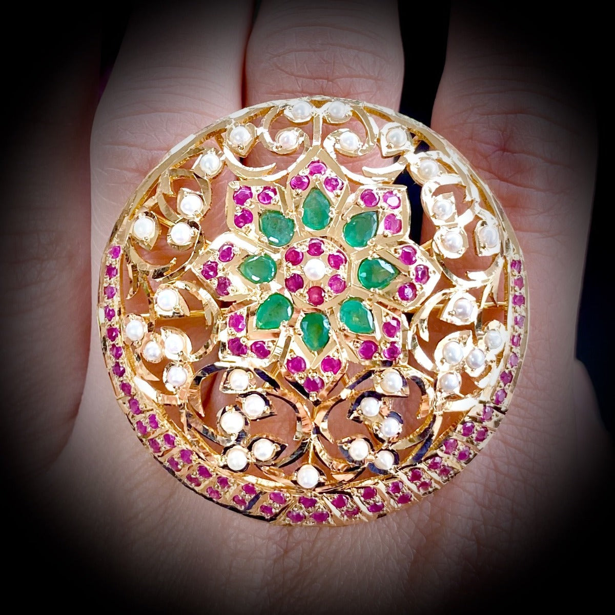 ladies ring gold ruby emerald