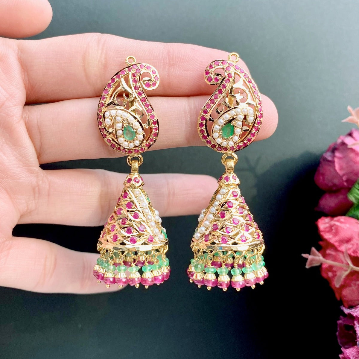 gold jhumka earrings