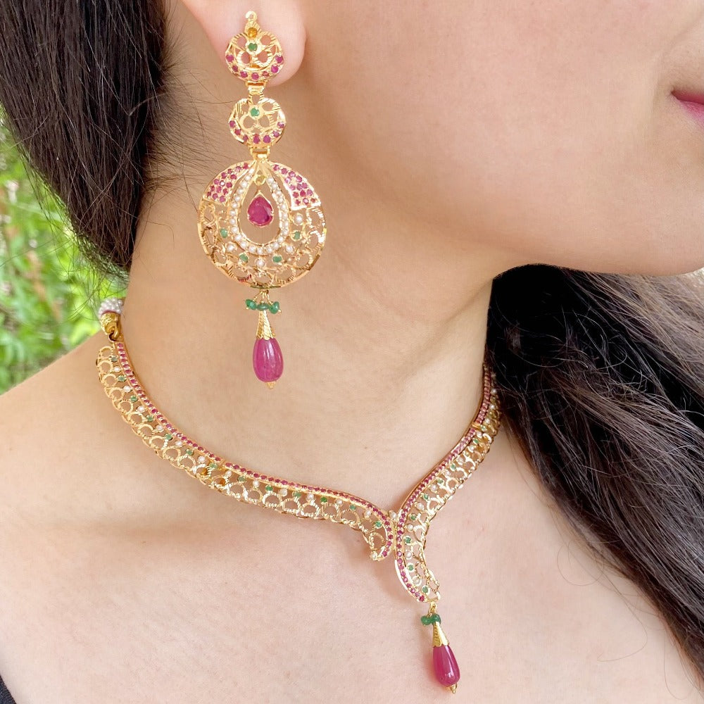 Delicate Jadau Necklace Set in 22ct Gold GNS 141