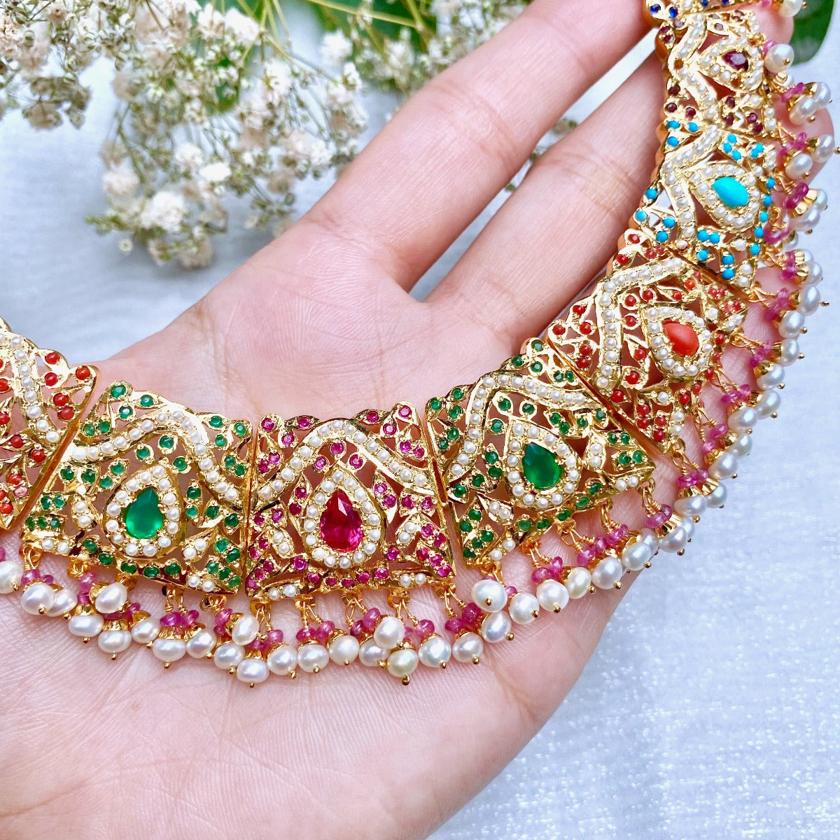 navrattan jadau guluband necklace set