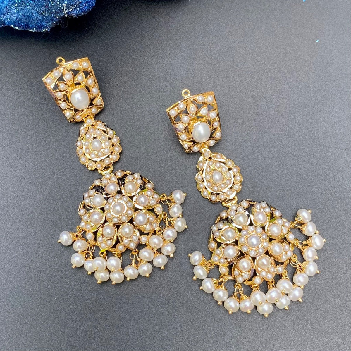 pearl earrings on solid gold