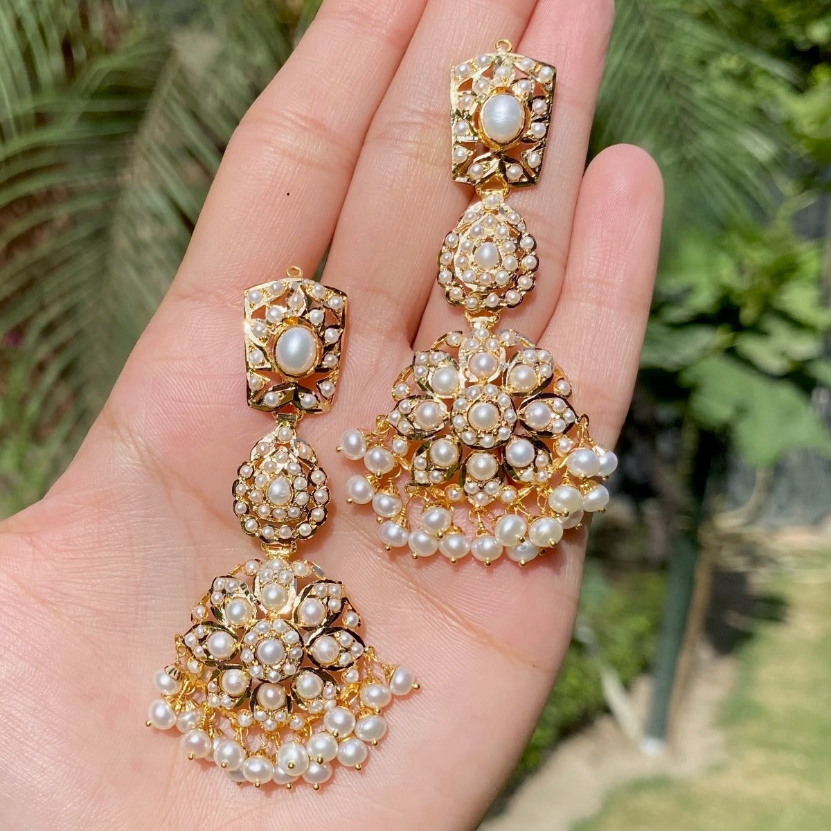 pearl earrings on solid gold