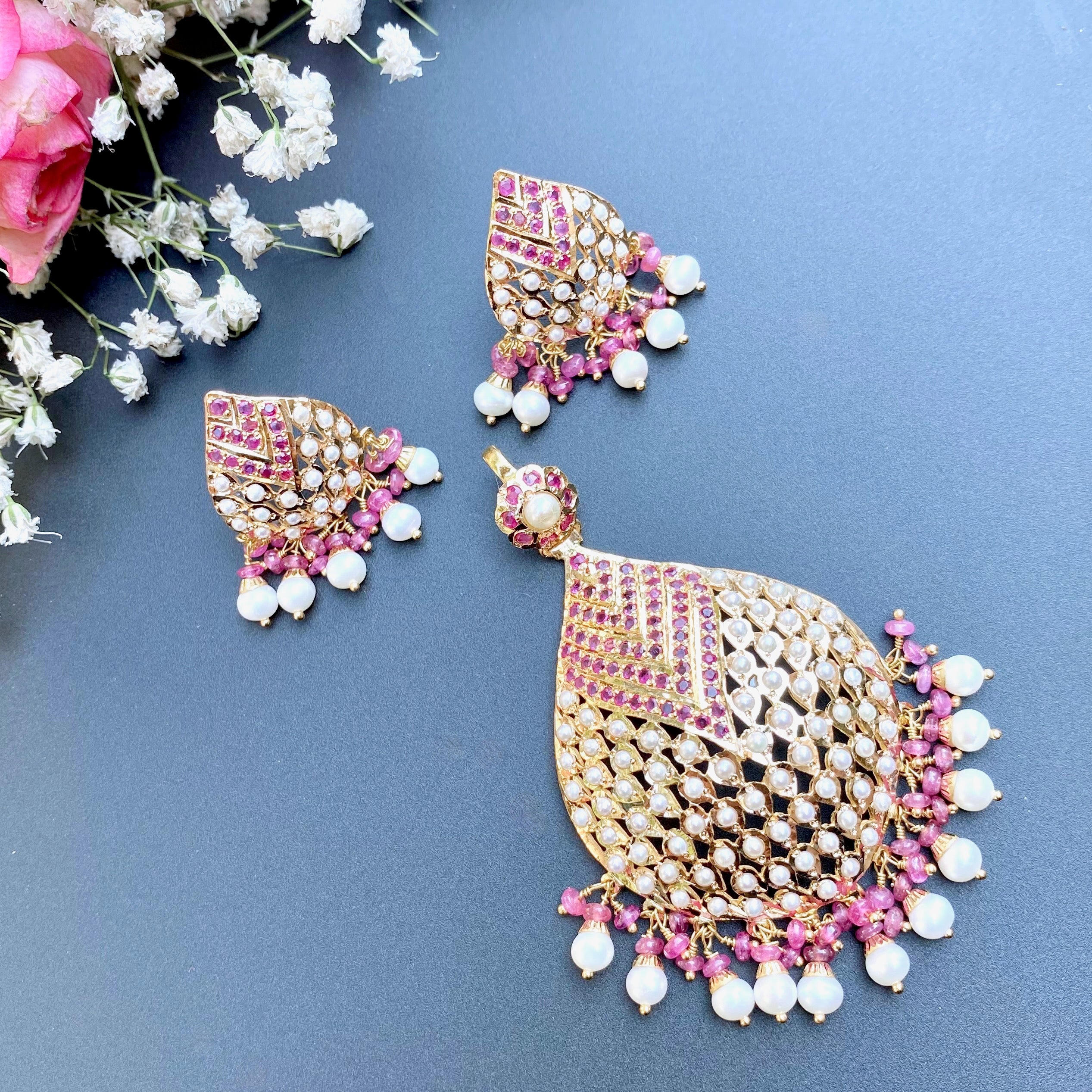 ruby pendant set in 22k gold