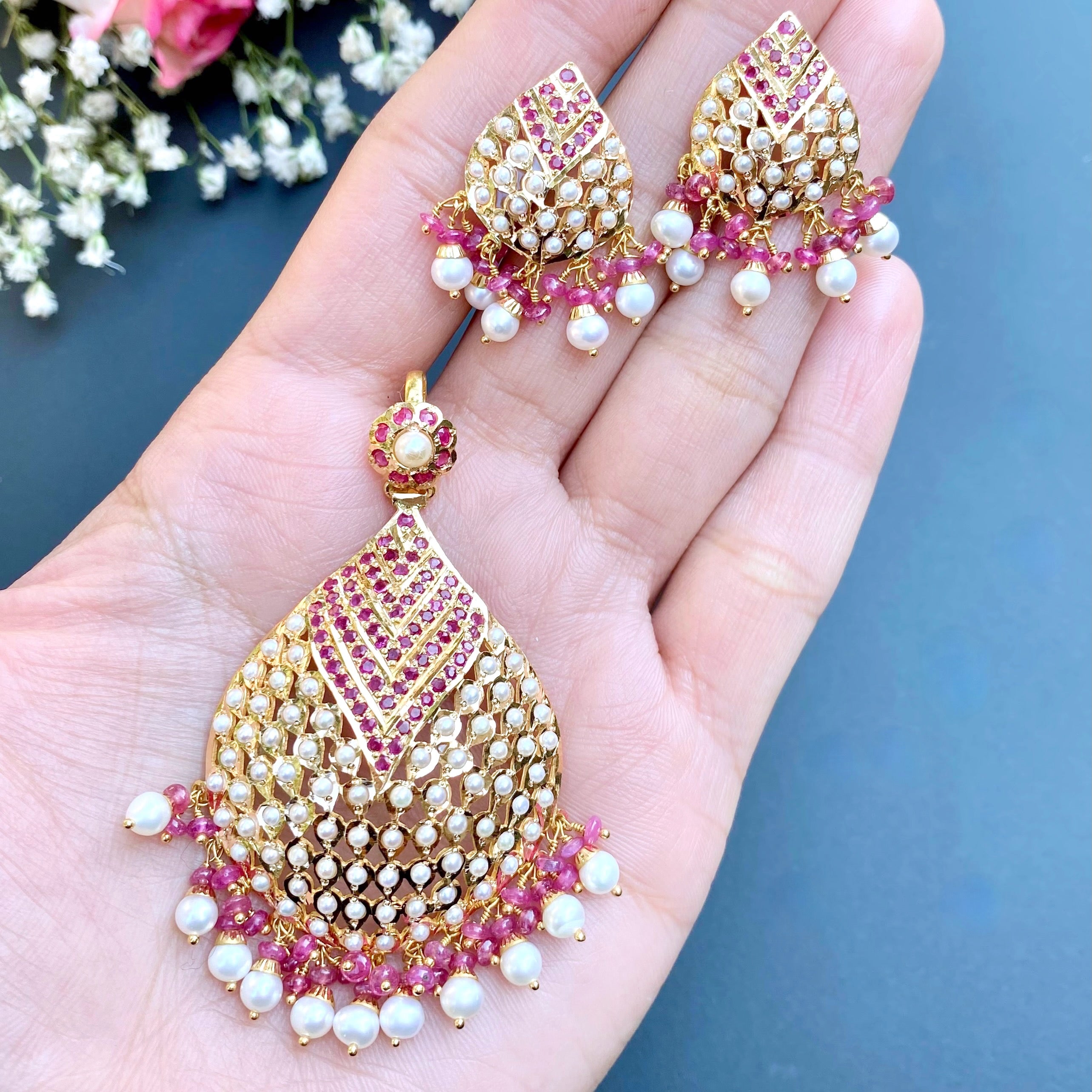ruby pendant set in 22k gold