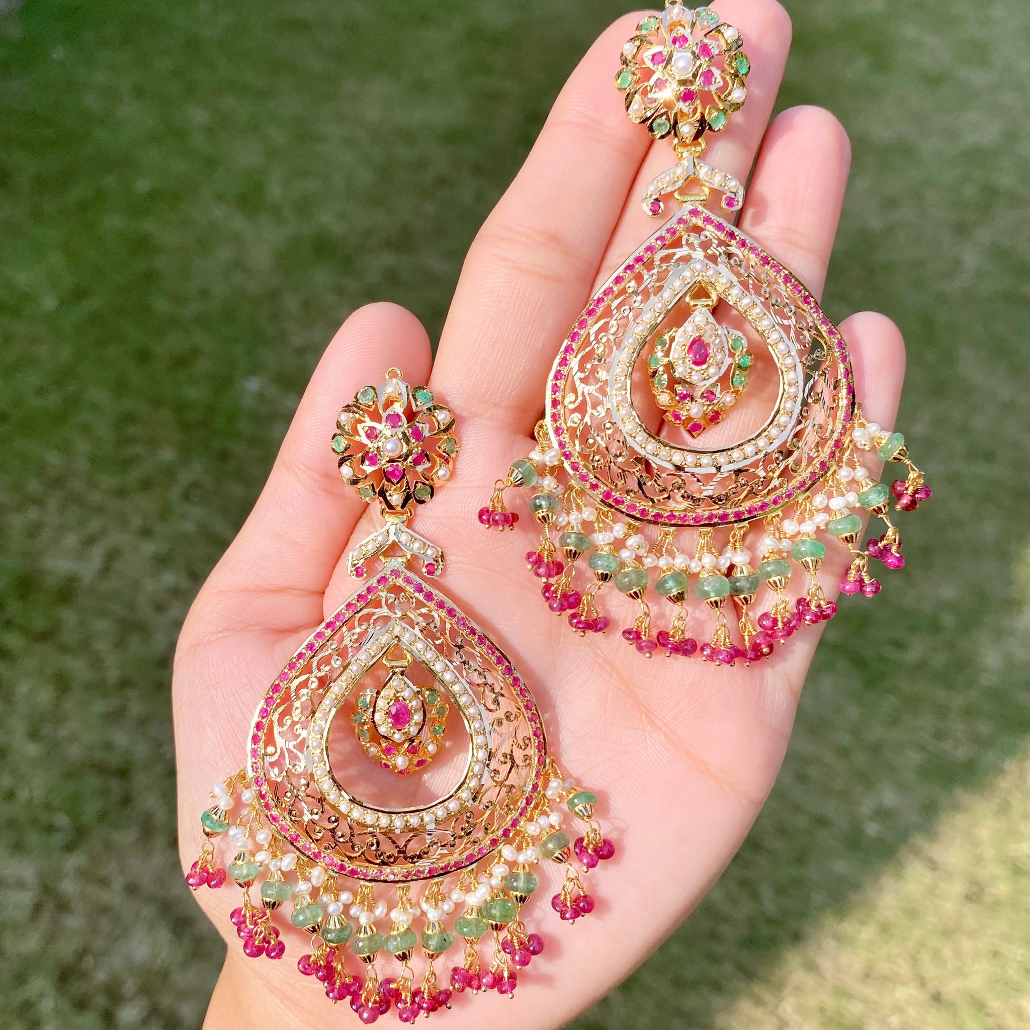 Gold earrings within hot sale 10000 rupees