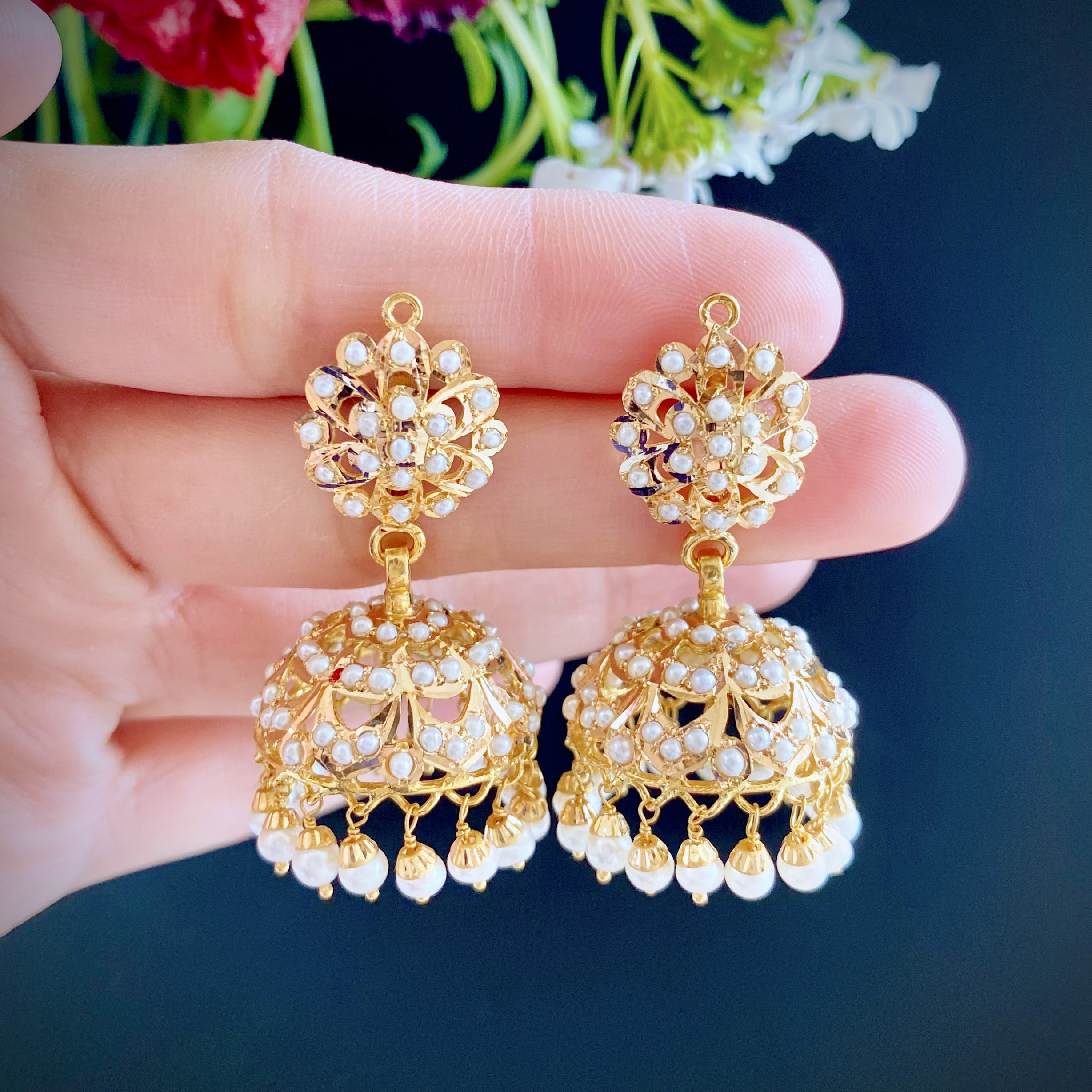 Buy 1800+ Gold Earrings Online | BlueStone.com - India's #1 Online  Jewellery Brand