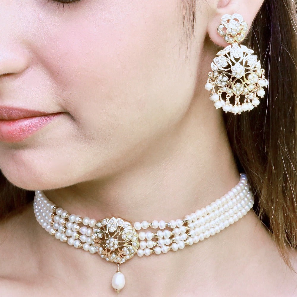 layered pearl necklace set