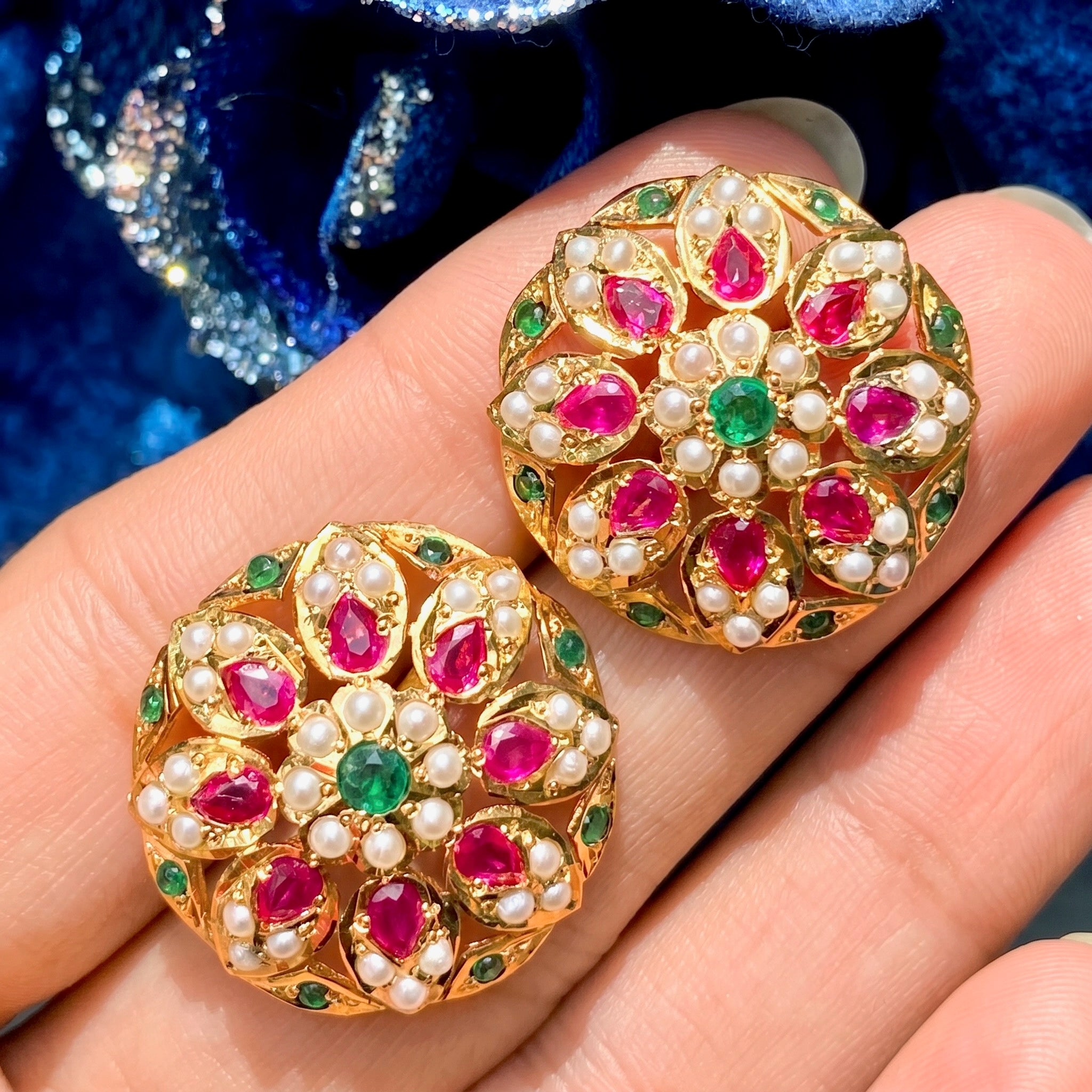 womens stud earrings design latest