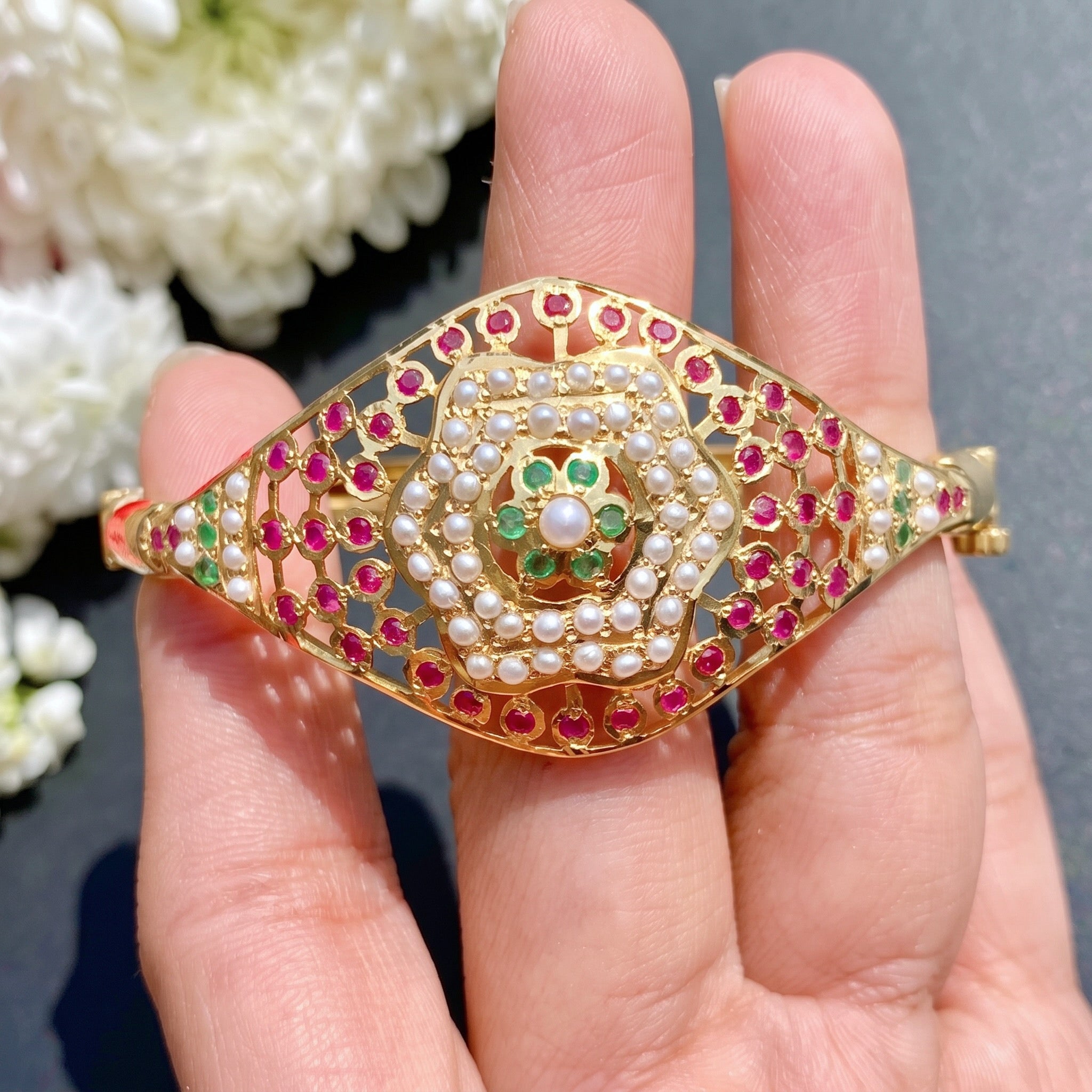 gold bangles malabar