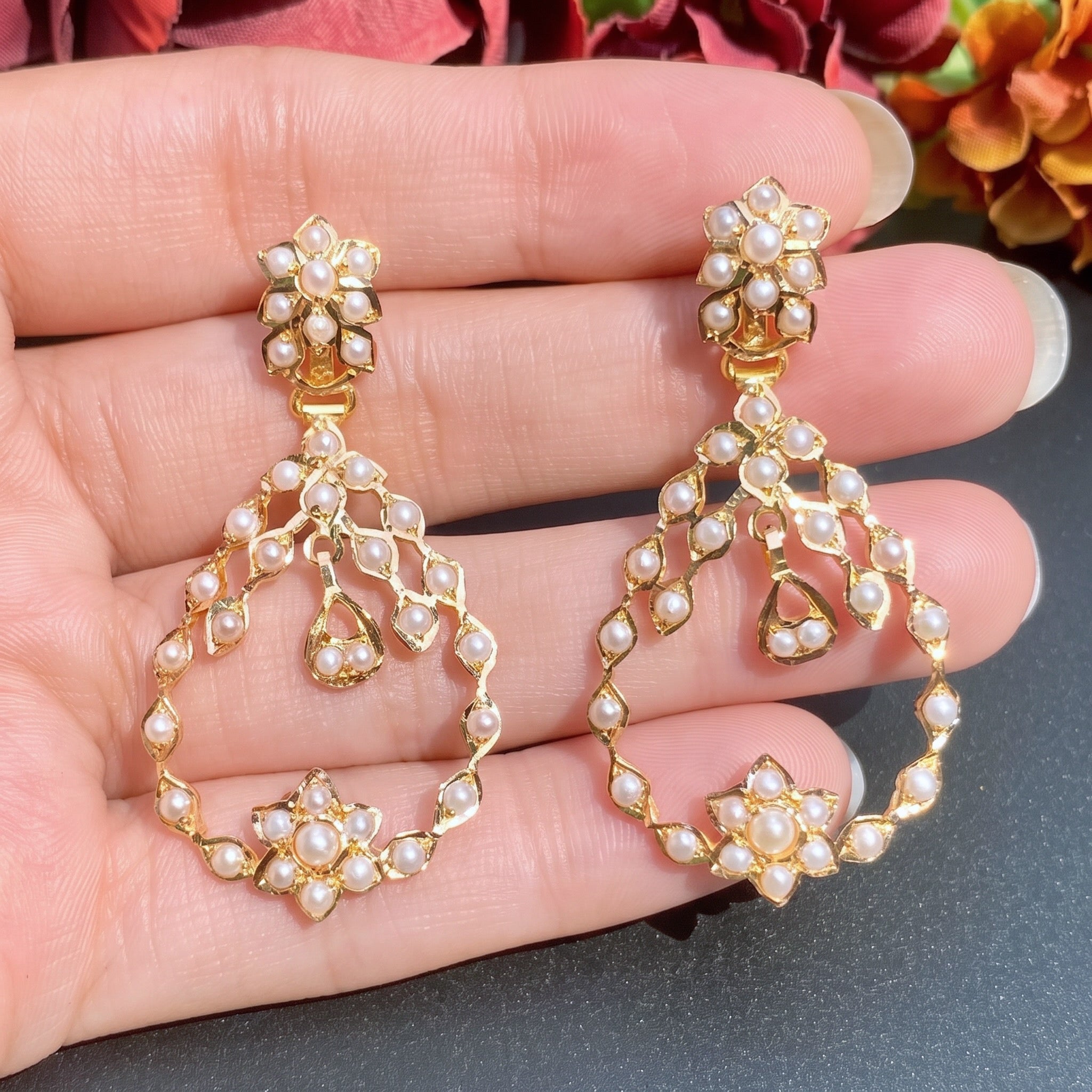 gold chandbalis studded with pearls