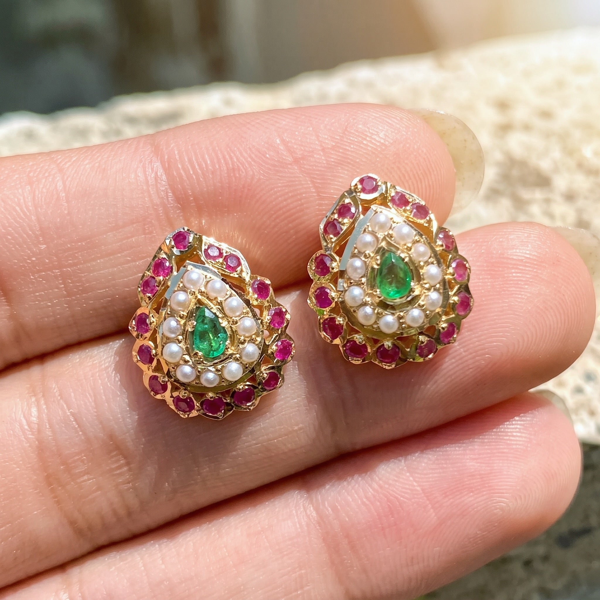 buy 22k Gold Hyderabadi earrings in canada