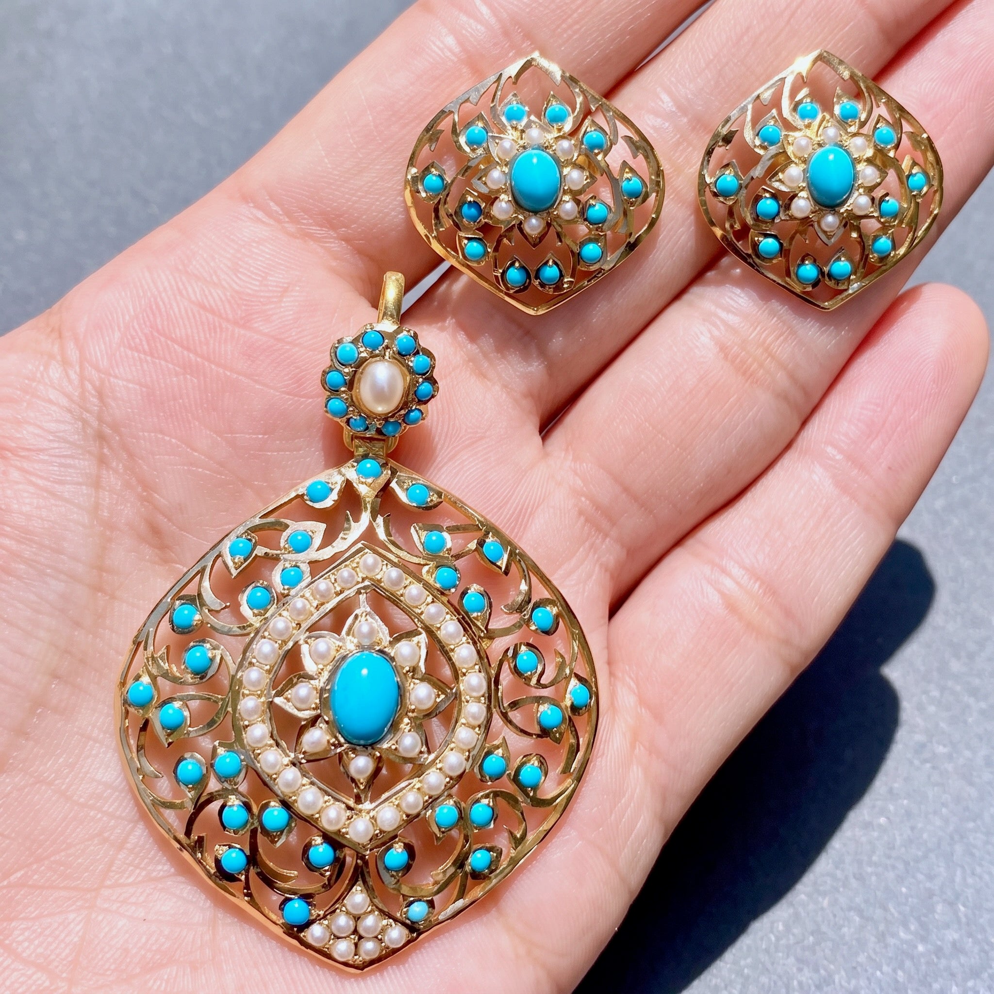 vintage bengali gold pendant set studded with pearls and turquoise