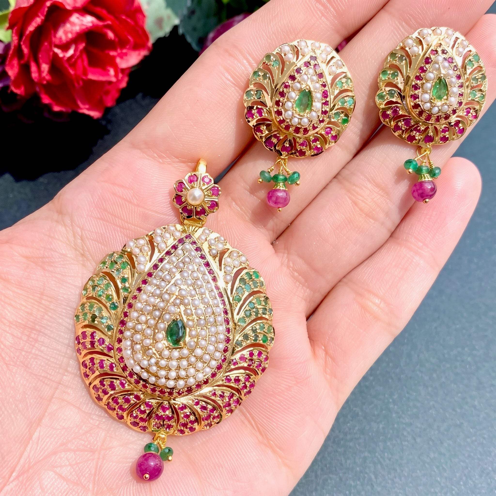 Gold Pendant Set Studded with Fine Rubies, Emeralds and Pearls GPS 047