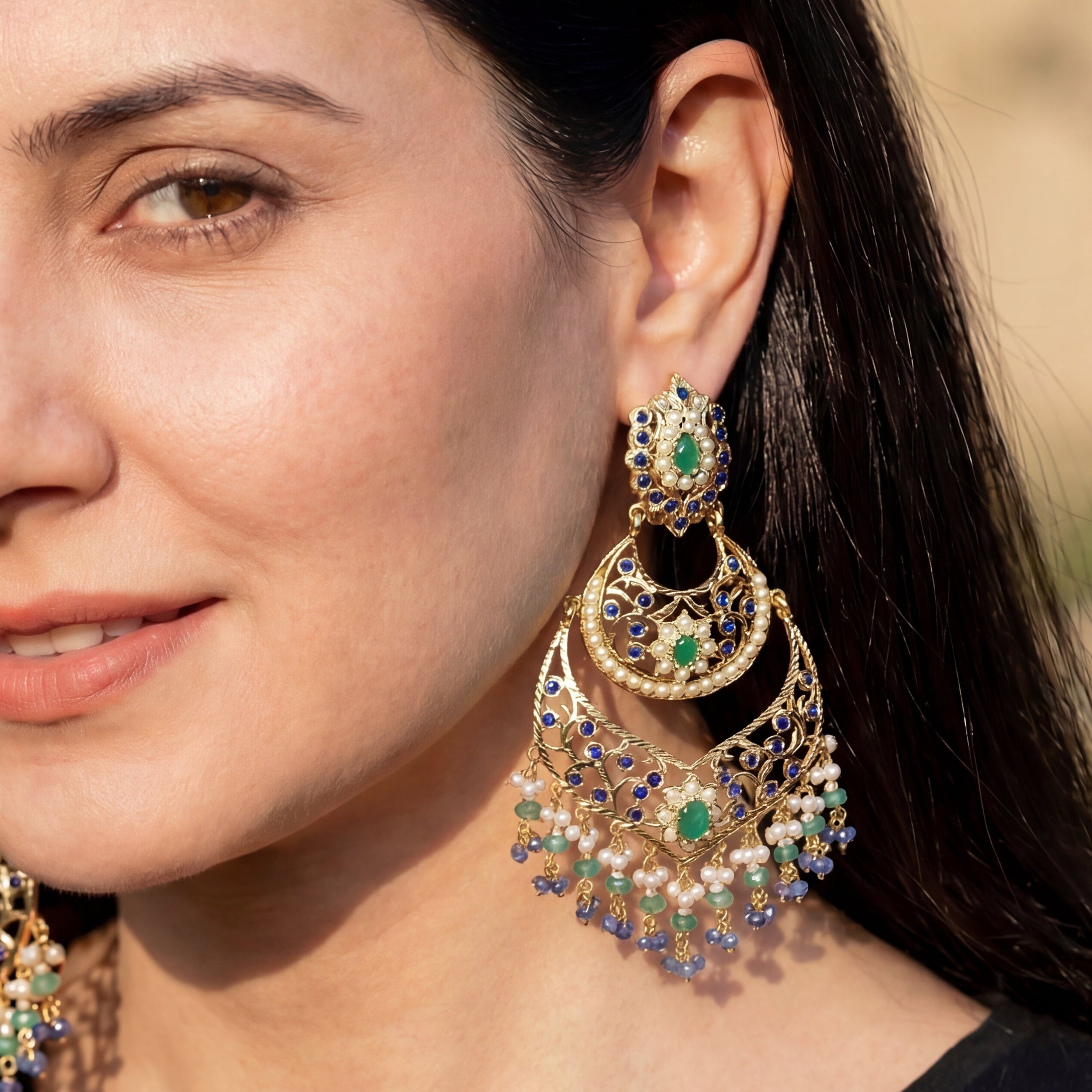 स्टर्लिंग सिल्वर ER 316 में गोल्ड प्लेटेड चांदबाली इयररिंग