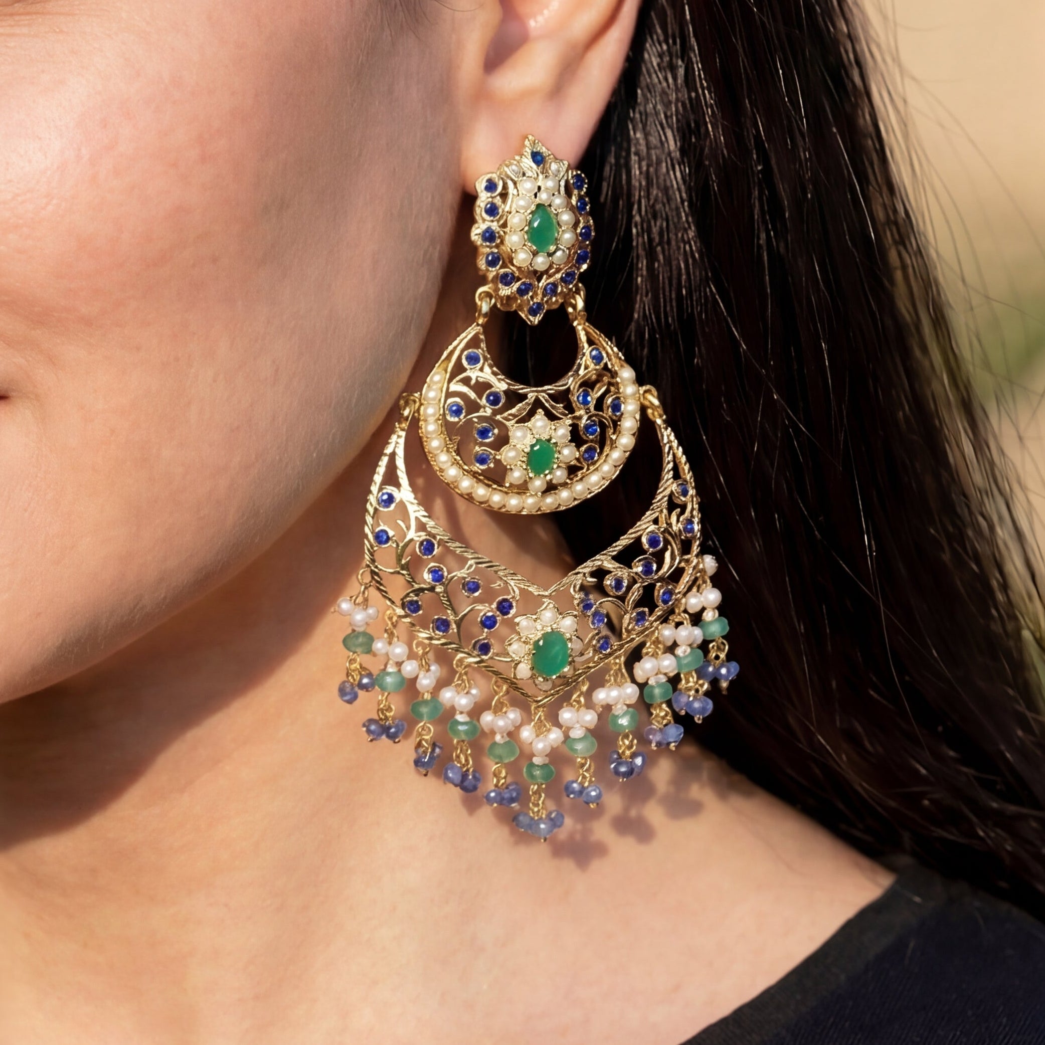 ప్రకటన చంద్బాలీ చెవిపోగులు | బహుళ-స్థాయి డిజైన్ | బ్లూ &amp; గ్రీన్ స్టోన్స్ ER 316