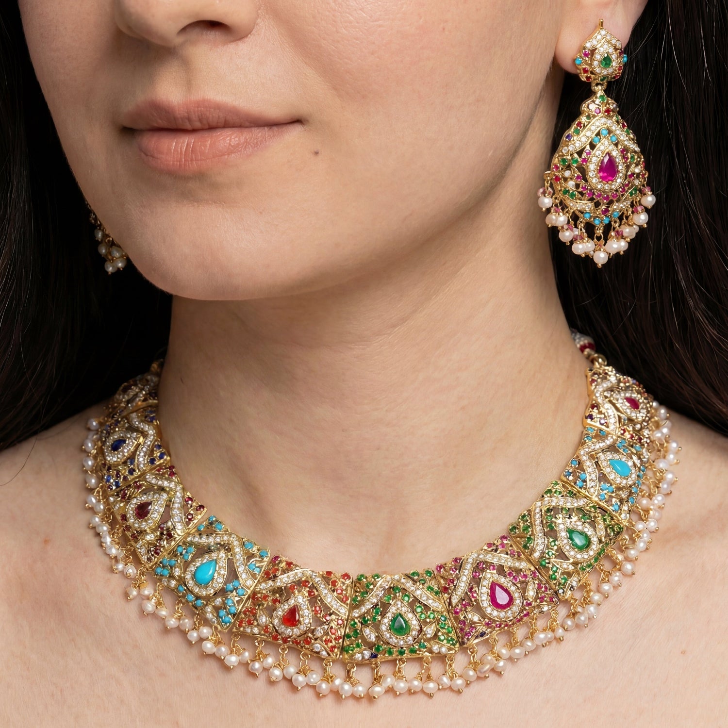 నవరత్న ఆభరణాలను ఆన్‌లైన్‌లో కొనుగోలు చేయండి | నవరతన్ నెక్లెస్ సెట్ NS 038