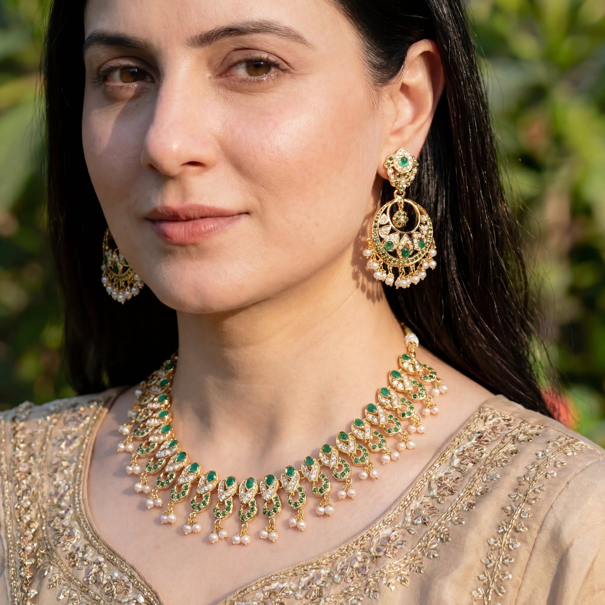 सिल्वर ज्वेलरी सेट | पन्ना हार सेट | गोल्ड प्लेटेड स्टर्लिंग सिल्वर NS 210