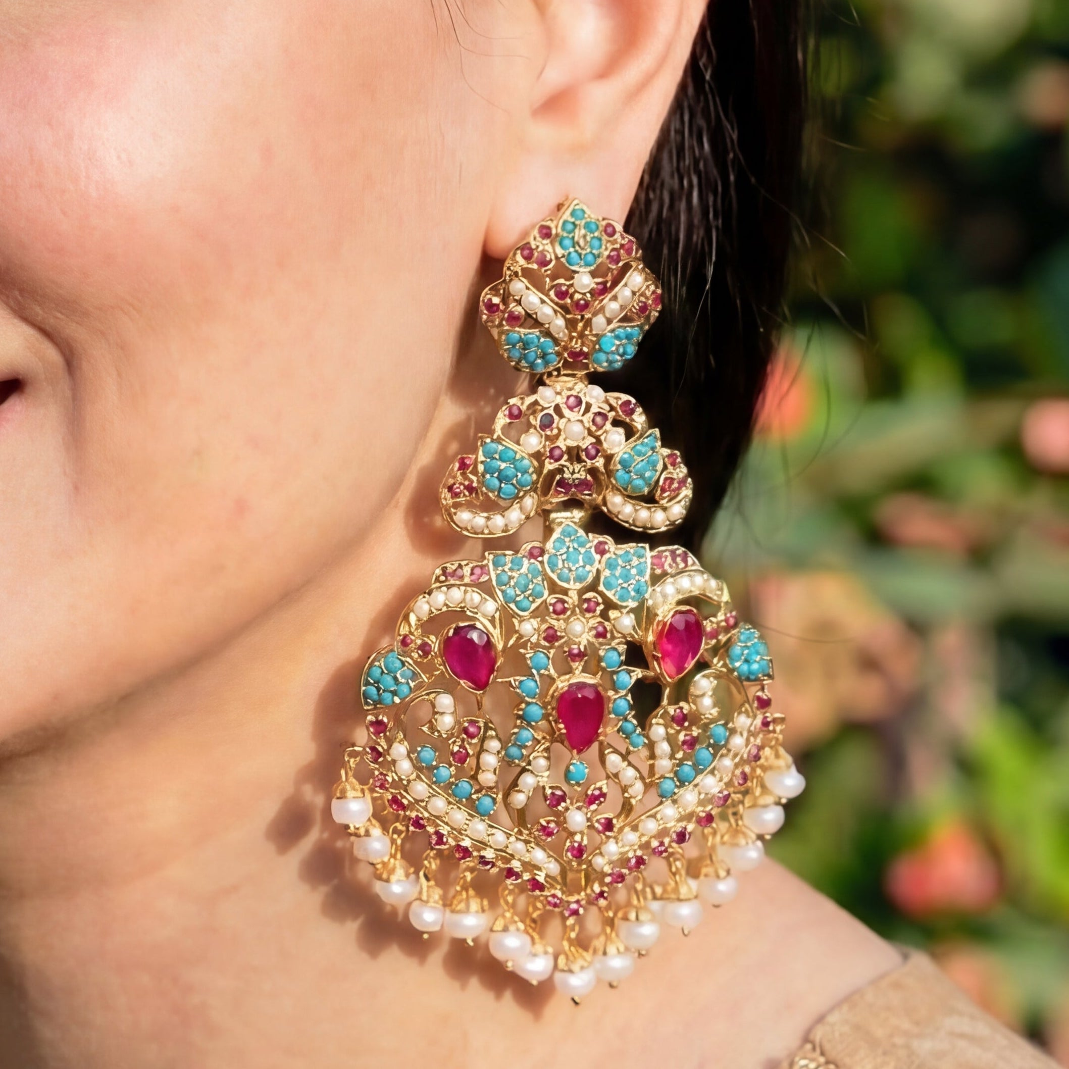 स्टेटमेंट जड़ाऊ डैंगलर्स | बोल्ड और खूबसूरत भारतीय इयररिंग्स ER 608