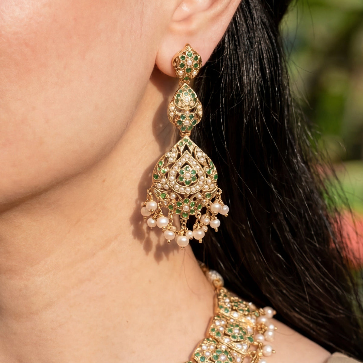 Pearl and Emerald Necklace Set | Jadau Set on Gold Plated Silver NS 371