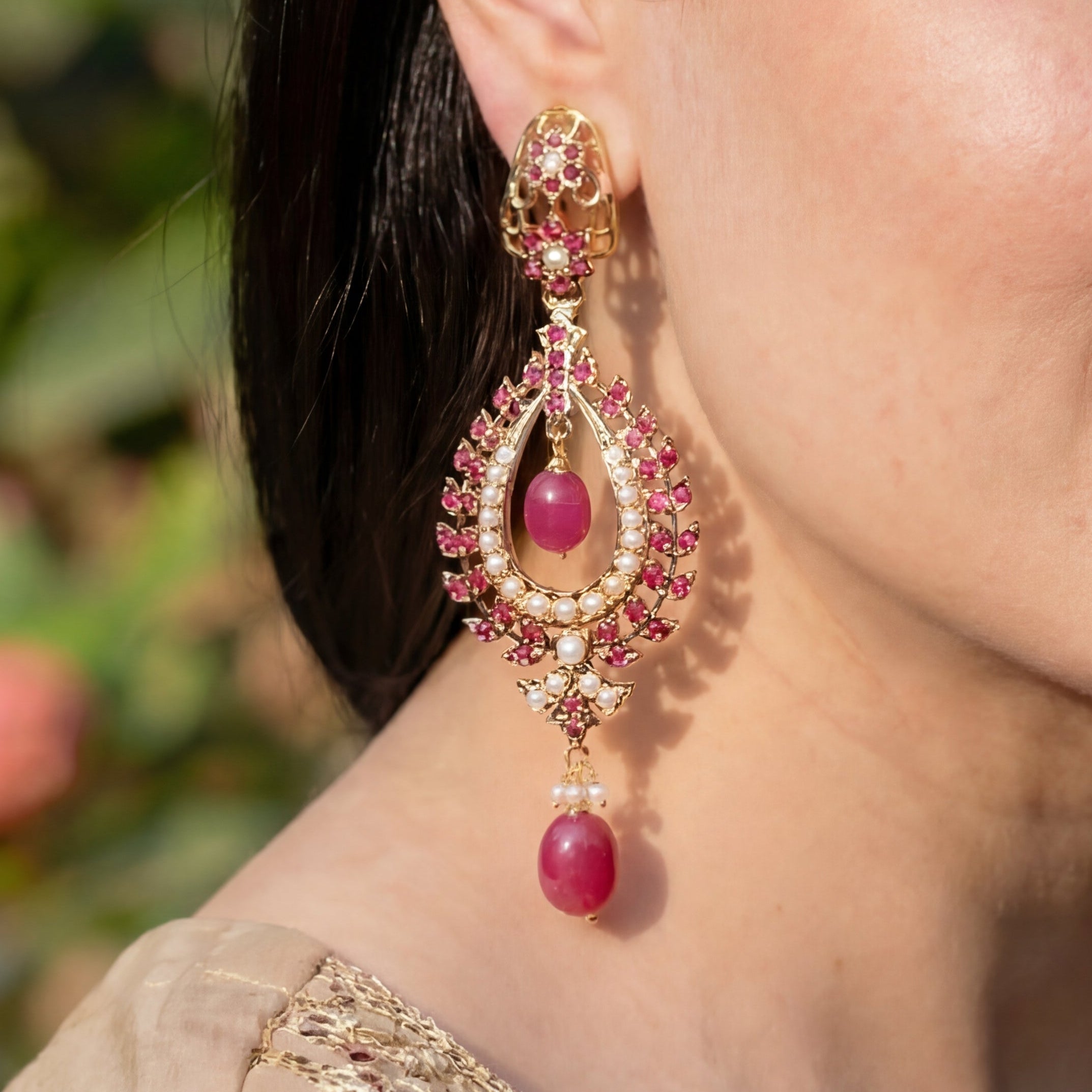 समकालीन जादौ डैंगलर्स | लाल झुमके | ड्रॉप और डैंगल ER 612