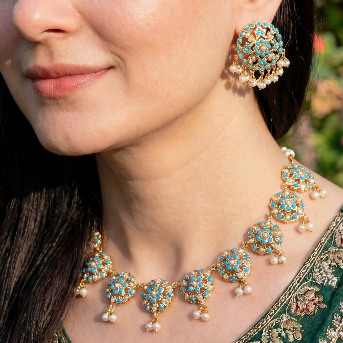 టర్కోయిస్ &amp; పెర్ల్ సెట్ | బంగారు పూత | పార్టీ వేర్ డిజైన్ NS 228