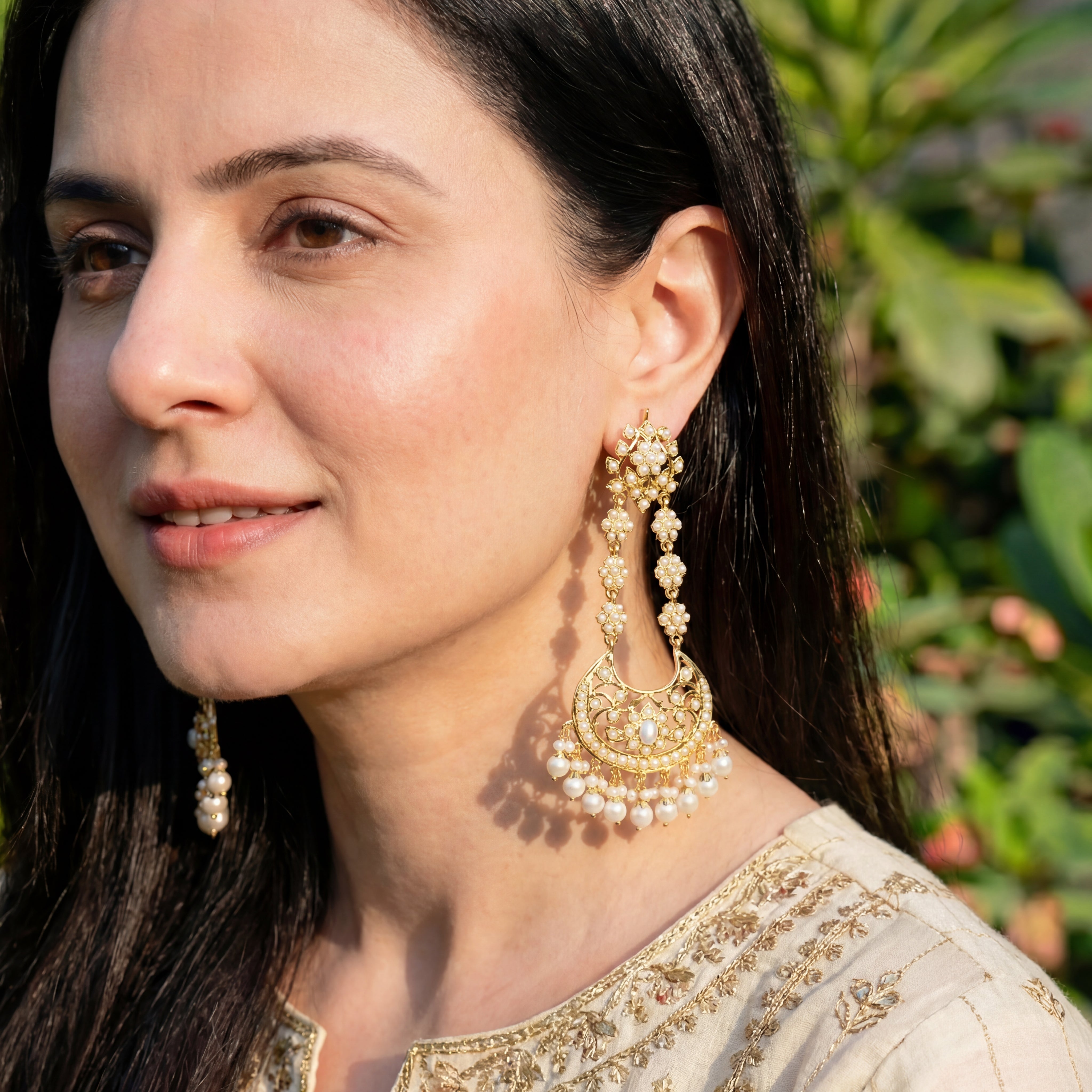 लंबे मोती चांदबाली | ताजे पानी के मोती की बालियां | सोना चढ़ाया चांदी ER 317