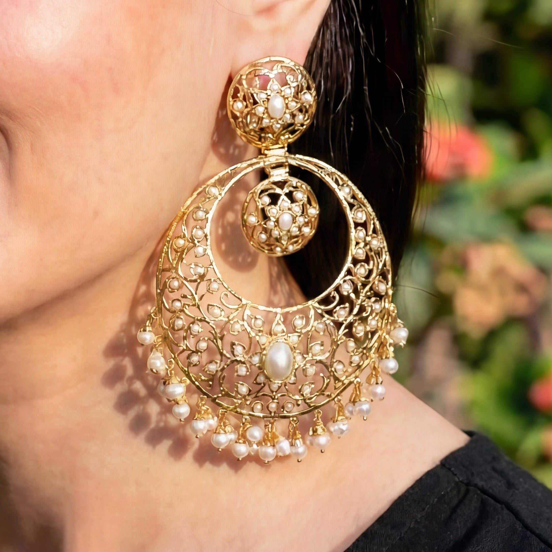 स्टर्लिंग सिल्वर पर मोती जड़ित सोना चढ़ाया चांदबाली बालियां ER 166