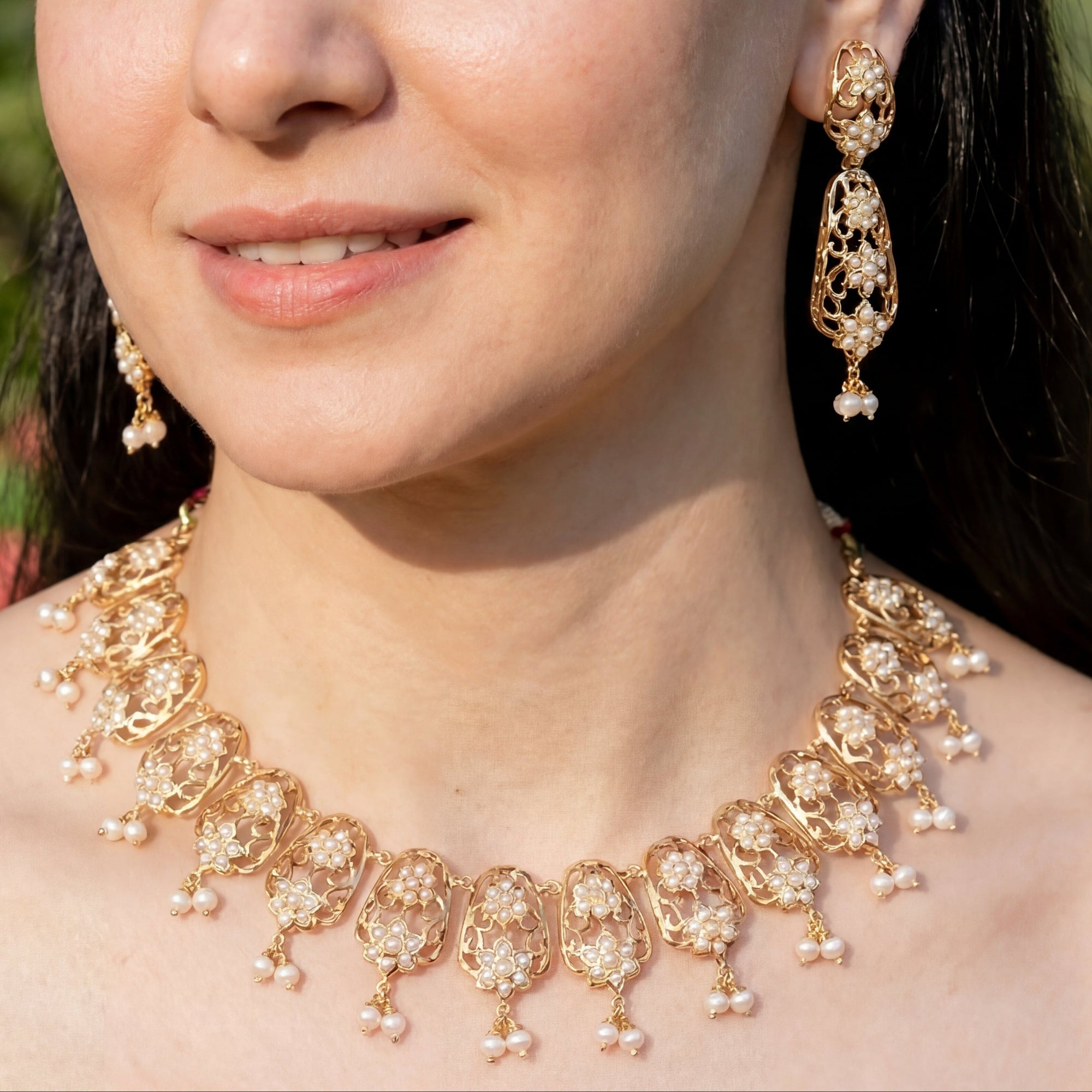 ప్రీమియం గోల్డ్ ప్లేటెడ్ ఇండియన్ జ్యువెలరీ | మంచినీటి ముత్యాలు &amp; 925 సిల్వర్ NS 259