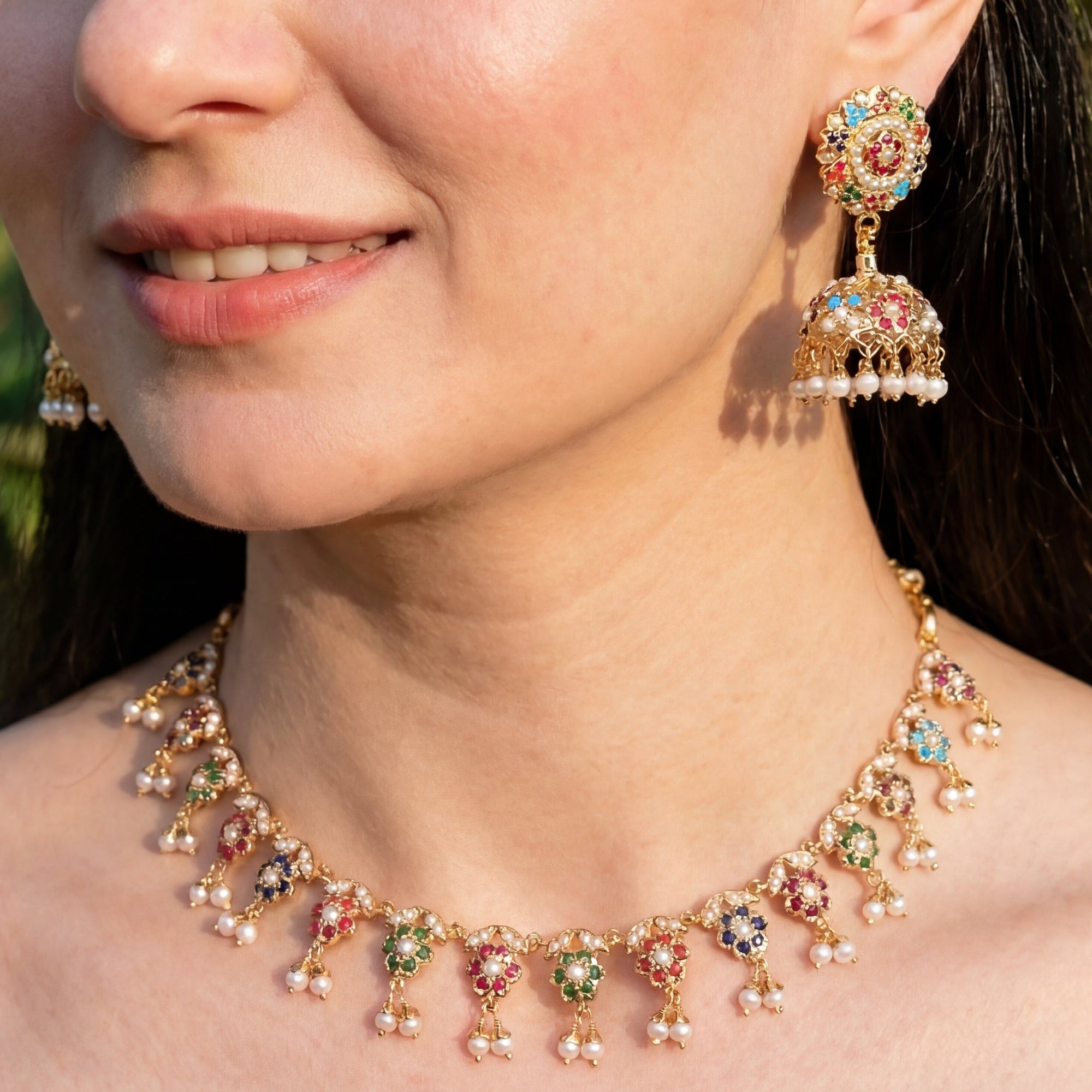 జుమ్కీతో సున్నితమైన నవరత్తన్ నెక్లెస్ | బంగారు పూత పూసిన నవరత్న నెక్లెస్ సెట్ | NS 499