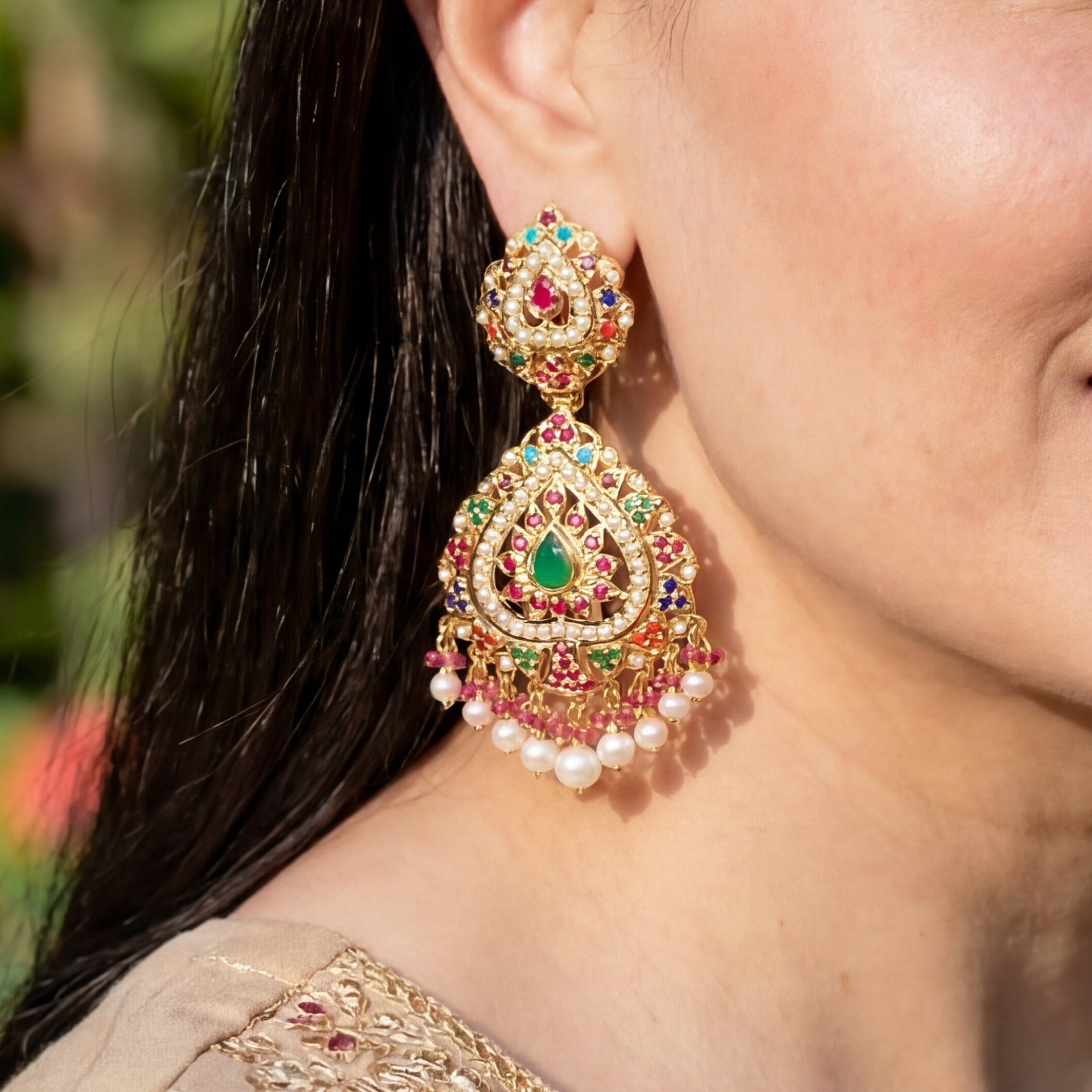 गोल्ड प्लेटेड नवरत्न इयररिंग्स | स्टेटमेंट इंडियन इयररिंग्स ER 449