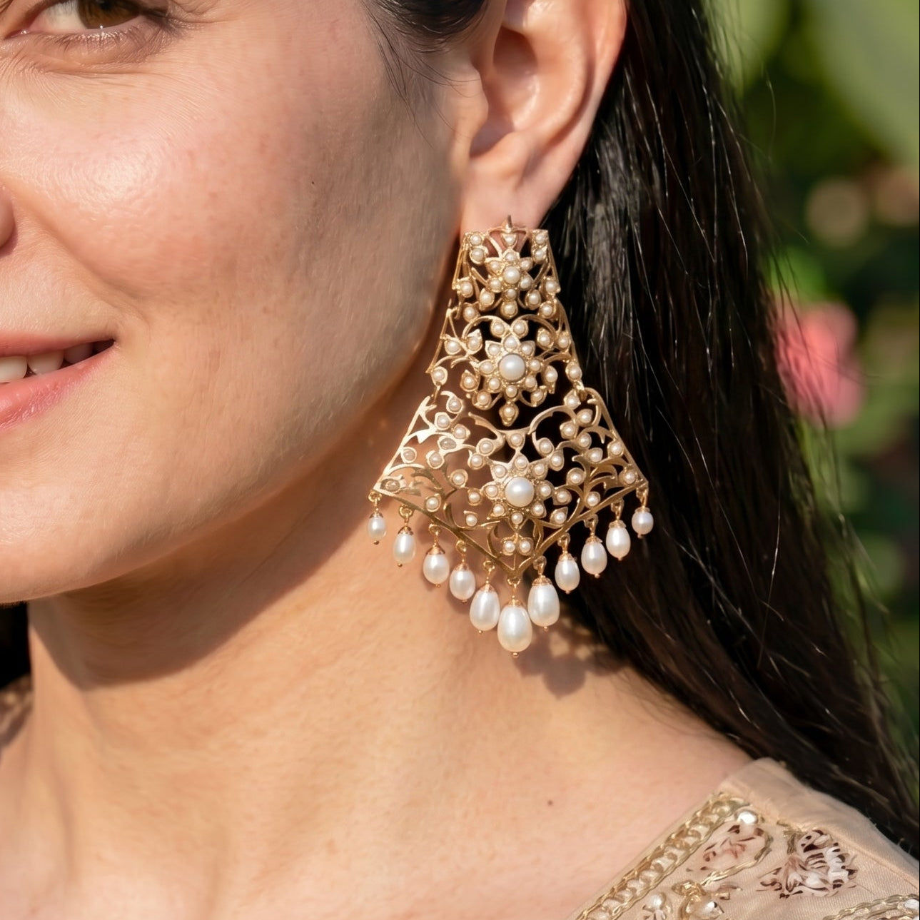 Vintage Edwardian Styled Gold Plated Dangler Earrings in Silver ER 088