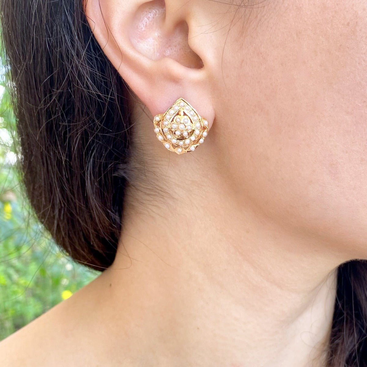 India Earrings Amrapali Jewelry Temple Studs South India Temple Jewellery  Set India Stud Earrings 22k Gold Plated Earring India Gold Jewelry - Etsy |  Big earrings gold, Big stud earrings, Gold jewelry prom