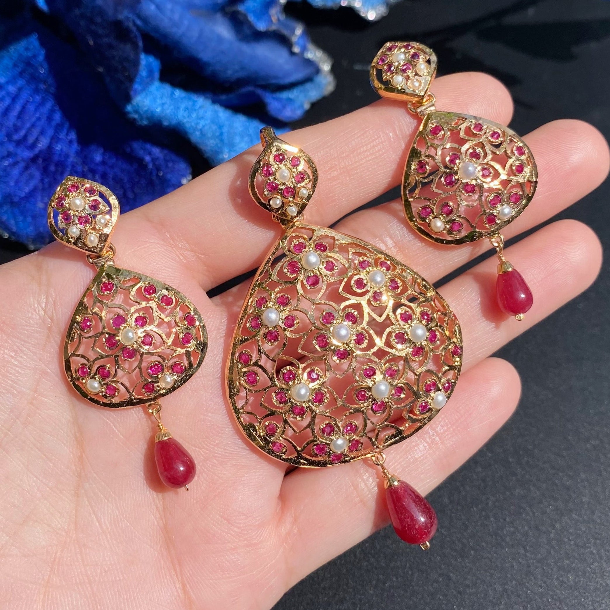 Red Stones Jadau Pendant Set | Unique Floral Design | Sterling Silver Base with Gold Plating PS 128